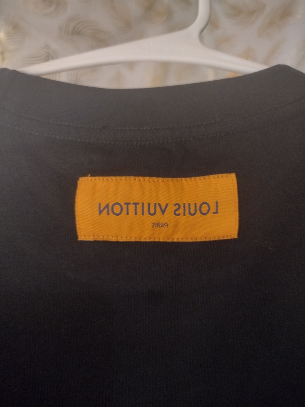 Louis Vuitton Black Graphic Logo T-Shirt - Picture 2 of 9